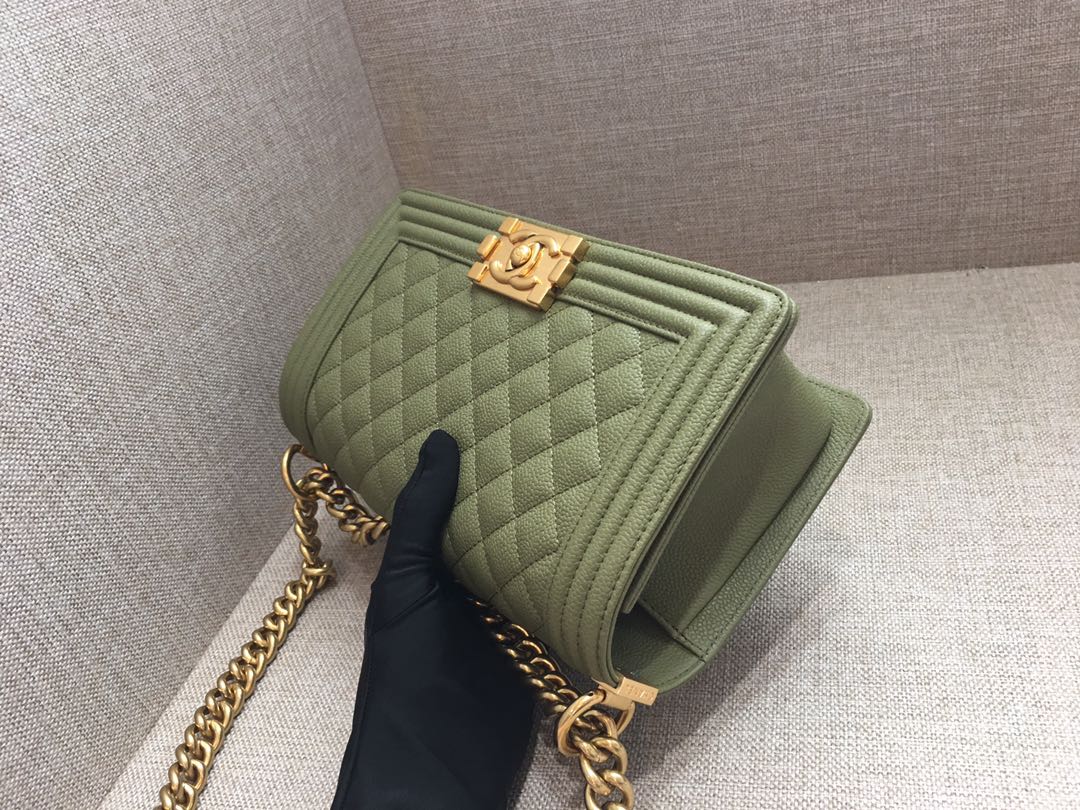 Caviar Medium Boy Handbag Flap Bag A67086 Green